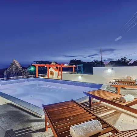 Gorgeous In Vinovo Gornje Holiday home *